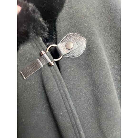 Martha Stewart Faux Fur Fleece Cape Coat OS - Picture 3 of 7